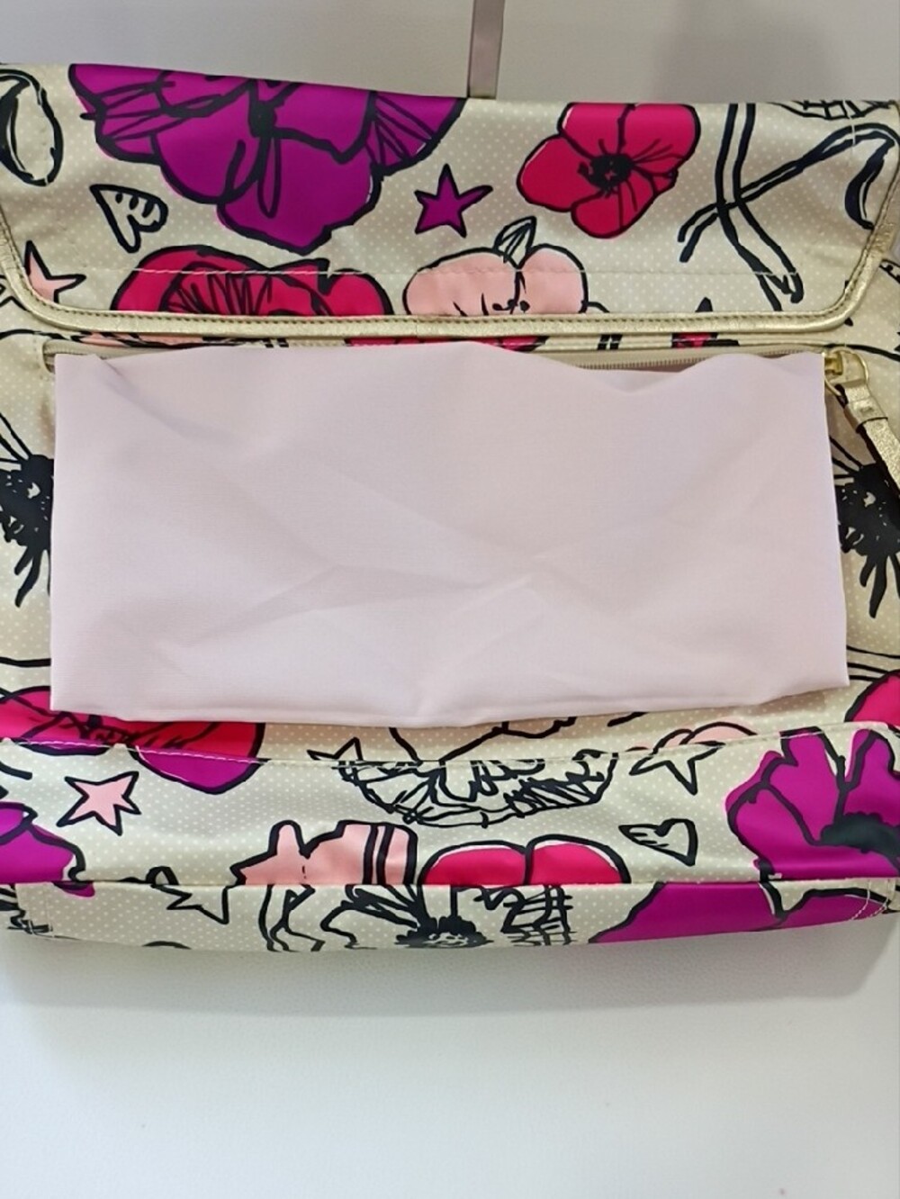 Coach Kyra Poppy Messenger Bag In Pristine Condition With Adjustable Strap - Picture 9 of 16